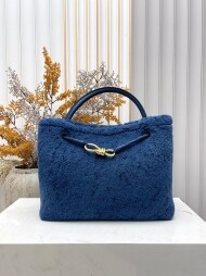 보테가 베네타 Bottega Veneta Andiamo 모던 윈터 토트백