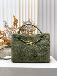 보테가 베네타 Bottega Veneta Andiamo 모던 윈터 토트백