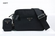 프라다  크로스 메신저백