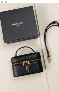 생로랑 가비 배니티 백