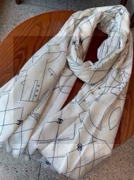 샤넬 CHANEL 클래식 요소 빈티지 캐주얼 스카프