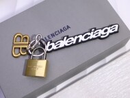 발렌시아가 BALENCIAGA 로고 모던 디자인 멀티 액세서리 콤비 키링 가방걸이
