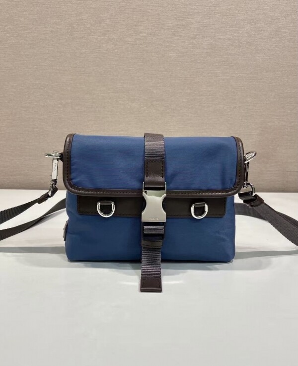 위핑,프라다 리나일론 스마트폰 케이스 2ZT071