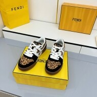 펜디 FENDI 클래식 트렌드 로우탑 스니커즈 남녀공용