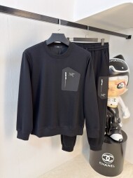 아크테릭스 ARC TERYX 심플 컴포트 라운드 맨투맨+캐주얼 바지 커플 세트