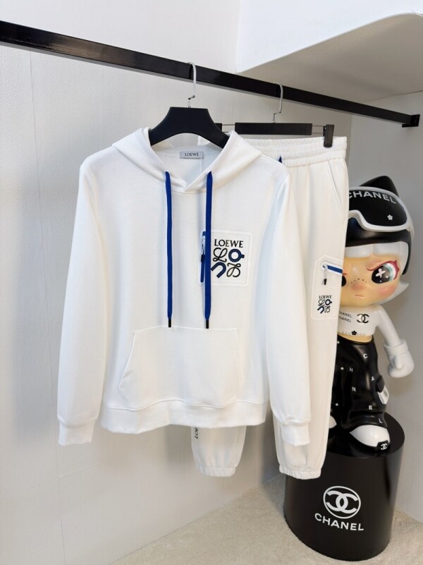 위핑,로에베 LOEWE 트렌드심플후드긴팔맨투맨+캐주얼 바지커플세트