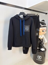 로에베 LOEWE 트렌드심플후드긴팔맨투맨+캐주얼 바지커플세트