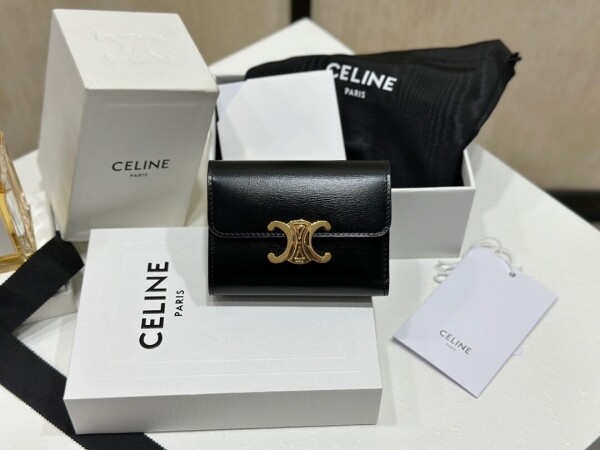 위핑,셀린느 트리옹프 반지갑 101653