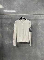 톰브라운 Thom Browne 클래식 심플 울 카디건
