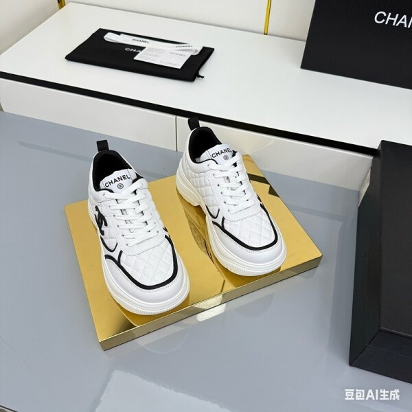 위핑,샤넬 CHANEL 캐주얼 패션 키높이 여성 운동화