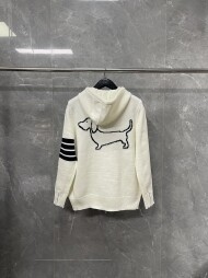 톰브라운 Thom Browne 강아지 자카르 니트 코트