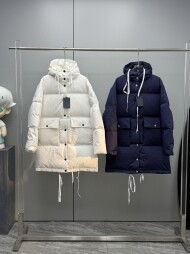 프라다 후드 롱 다운 여성 패딩 점퍼