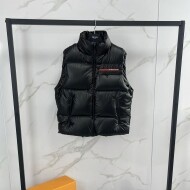 프라다 로고 구스 다운 베스트 패딩 조끼