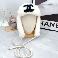 샤넬 CHANEL 로고 귀달이 방한 모자