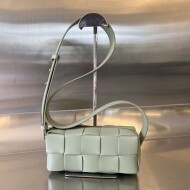 보테가베네타 브릭 카세트백 729251