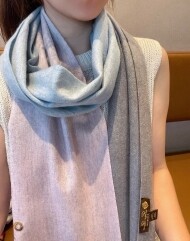 로로피아나 LORO PIANA 로고 자수 모던 심플 캐주얼 스카프