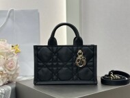 디올 토트백 미니