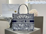 디올 북토트백 미디엄