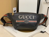 구찌 프린트 레더 벨트백 493869