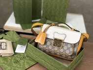 구찌 패들락 GG 수프림 숄더백 미니 658487