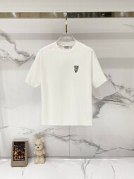 버버리 BURBERRY 클래식 승마 기사 발포 프린트 반팔 티 남녀 공용