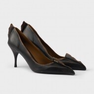 프라다 PRADA 앤티크 가죽 펌프스 런웨이