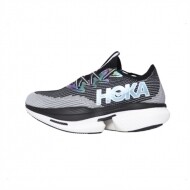 호카 오네오네 시에로 X1 블랙 그레이 1147910-RUN