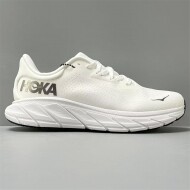 호카 오네오네 아라히 7 화이트 블랙 1147890-BDBSW