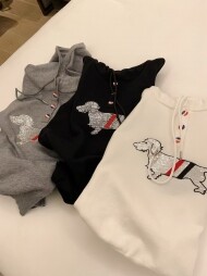 톰브라운 후드 니트