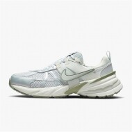 나이키 V2K 런 화이트 FD0736-006