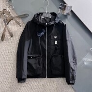 프라다 PRADA 클래식 로고 디자인 캐주얼 후드 재킷 코트