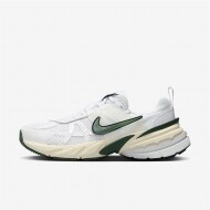 나이키 V2K 런 화이트 그린 FD0736-101