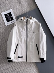 아크테릭스 ARC TERYX 클래식 모던 디자인 캐주얼 재킷 코트