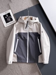 몽클레르 MONCLER 클래식 로고 디자인 캐주얼 후드 재킷 코트