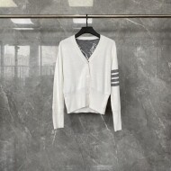 톰브라운 배색 브이넥 니트 가디건