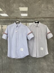 톰브라운 스트라이프 반팔 셔츠