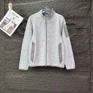 아크테릭스 ARC TERYX 포켓 지퍼 자수 로고 커플 폴라폴리스 코트