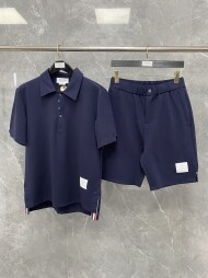 톰브라운 라운드 반팔 반바지 세트