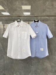 톰브라운 반팔 셔츠