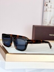 톰포드 TOMFORD 구미 고급 패션 선글라스 MODEL：FT1327 Size ：52口22-145