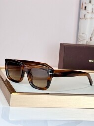 톰포드 TOMFORD 구미 고급 패션 선글라스 MODEL：FT1327 Size ：52口22-145