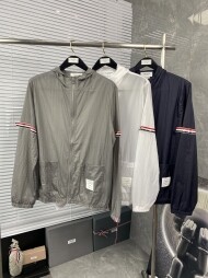 톰브라운 후드 바람막이