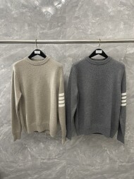 톰브라운 풀오버 니트