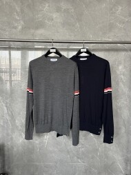 톰브라운 라운드 니트