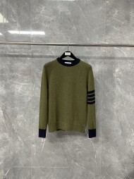 톰브라운 배색 캐시미어 라운드 니트