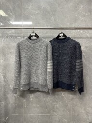 톰브라운 라운드 니트