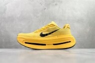 나이키 보메로 프리미엄 옐로우 HQ2050-012