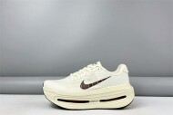 나이키 보메로 프리미엄 화이트 커피 HQ2050-600