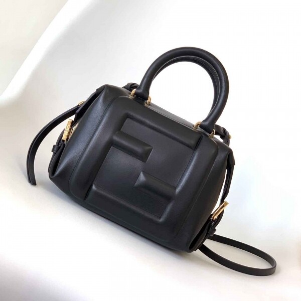 위핑,펜디 FF 큐브 나파 가죽 미니 토트백  4칼라 8BS089
