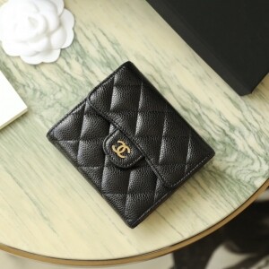 24SS 샤넬 클래식 캐비어 반지갑 블랙 은장 AP0231